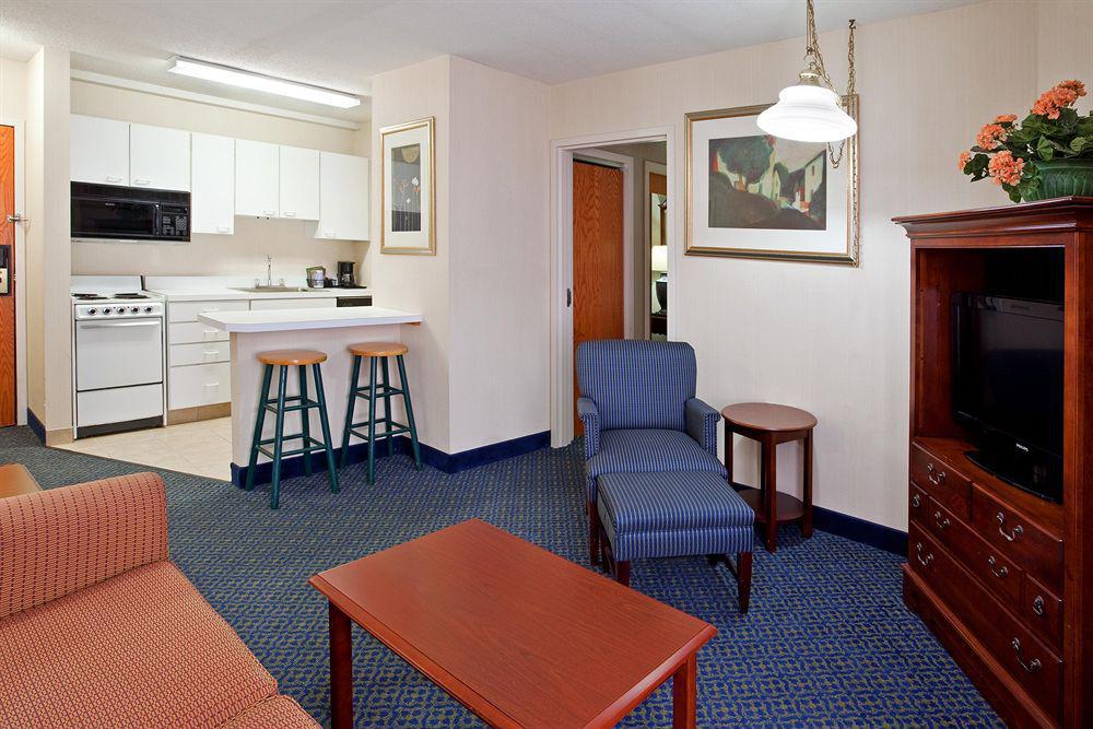Candlewood Suites Pittsburgh-Cranberry By Ihg Крэнберри-Тауншип Экстерьер фото
